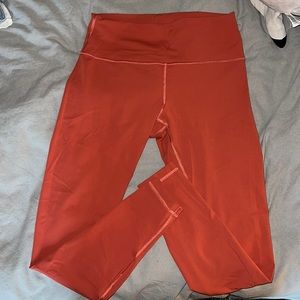 Lululemon Wunder Under Leggings size 10